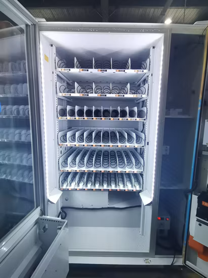 Customization Wrapping Vending Machine for Makeup