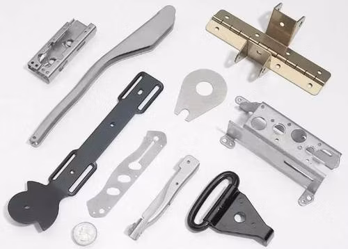 OEM/ODM 炭素鋼亜鉛メッキプレス部品中国工場